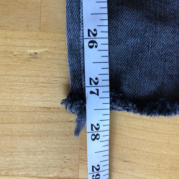 Good American Good Classic Raw Hem Jeans in Black 170, Size 6/28 - Picture 7 of 7